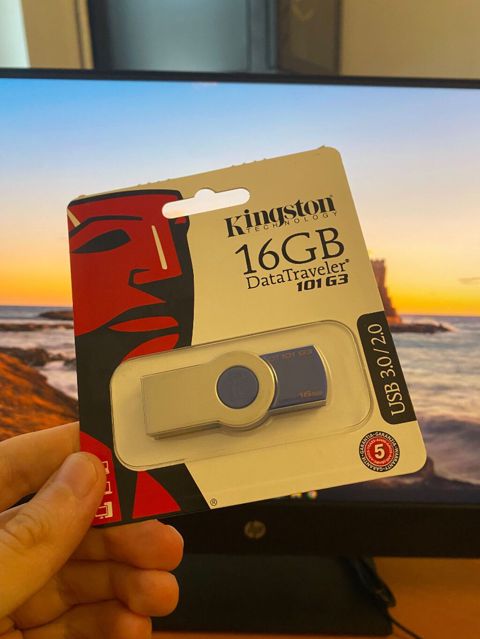 Kingston 16 gb flas kart — Lənkəran