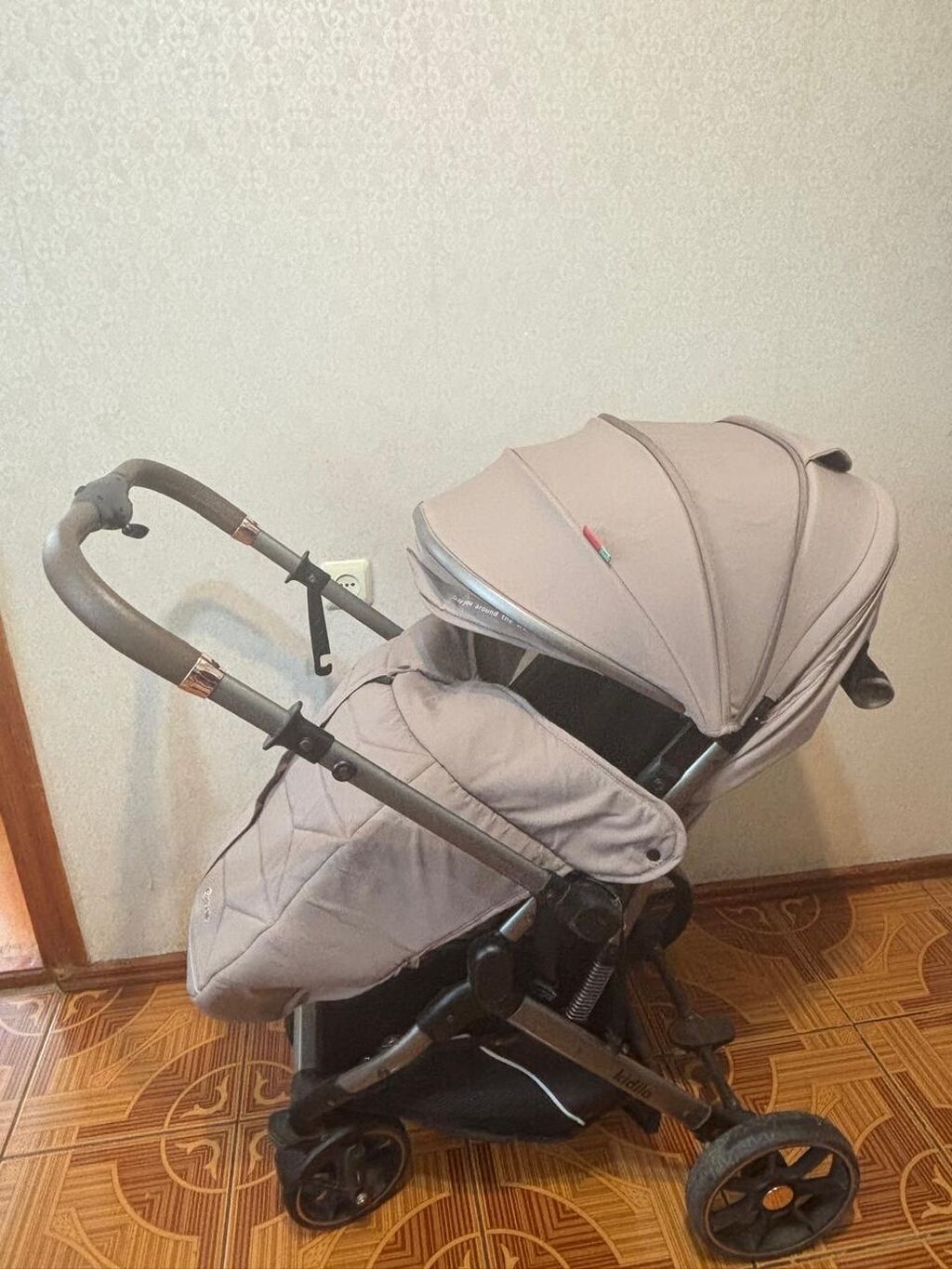 Endirimm. Kidilo kaleska qiymeti 70 man Qiw cixolu yaqiwliqi toru — Arabalalar, Bakı (2)