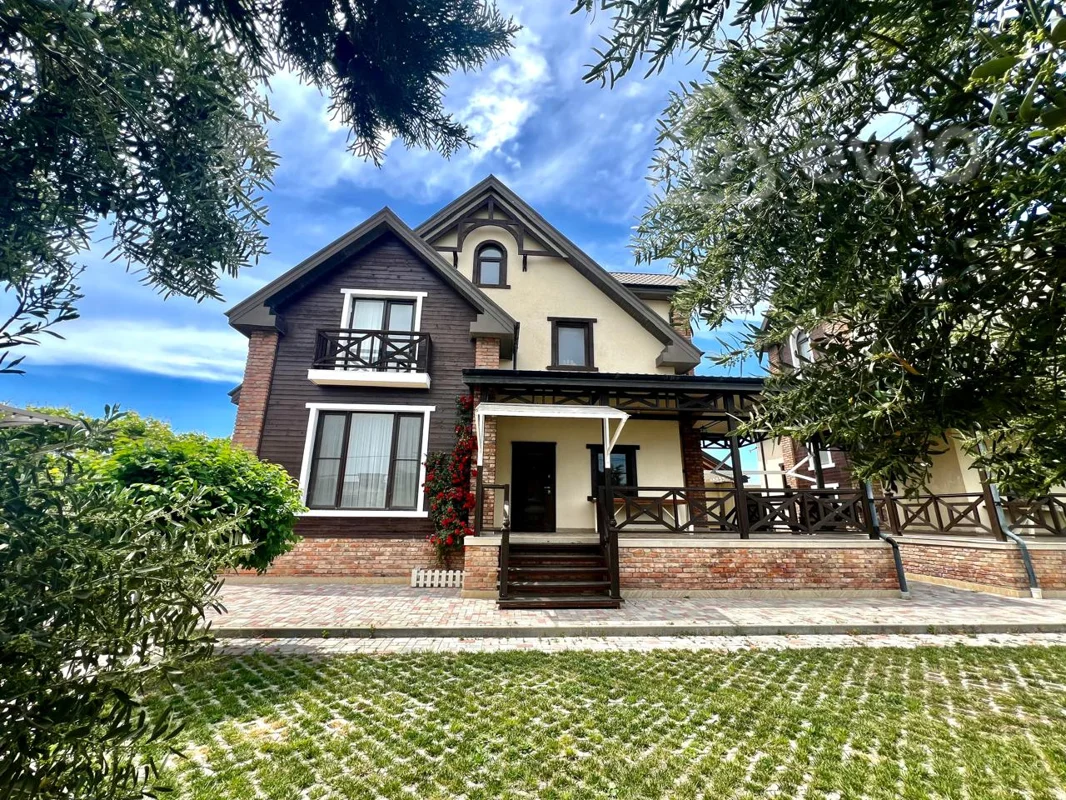 10 otaqlı həyət evi, 400 m², Masazır gölü yanı — Bakı