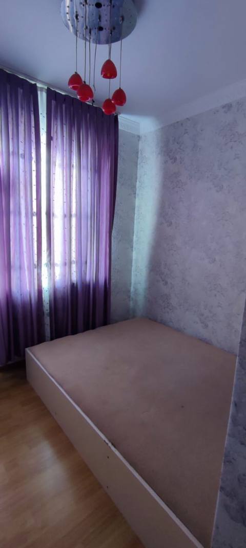 İcarə: 3 otaqlı Köhnə tikili, 50 m², Nizami rayonu — Saxur Əmlak