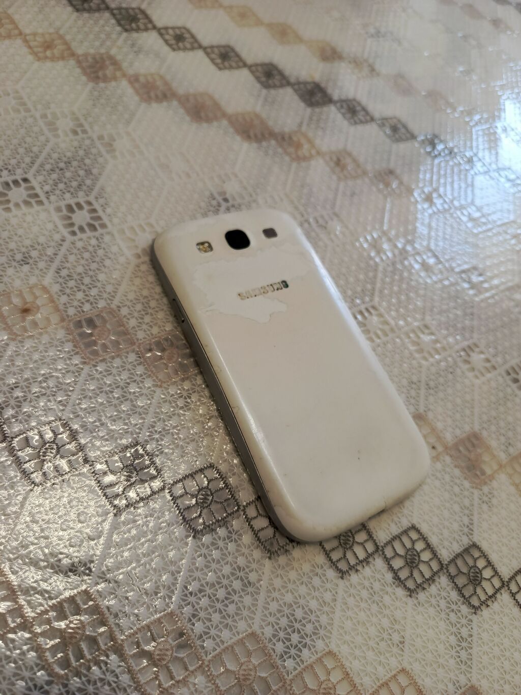 Samsung I9300 Galaxy S3, rəng - Ağ, Qırıq — Samsung, Bakı (3)