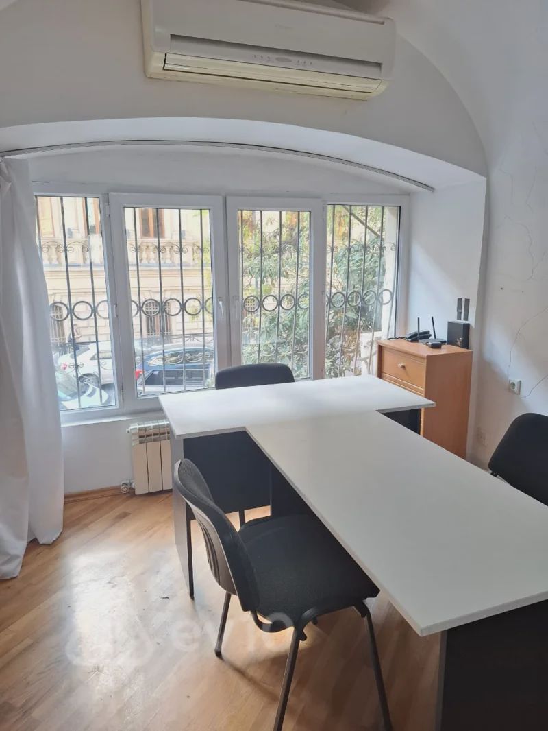 Ofis, 70 m², Bünyad Sərdarov küçəsi — kirayə — Ofis, Bakı
