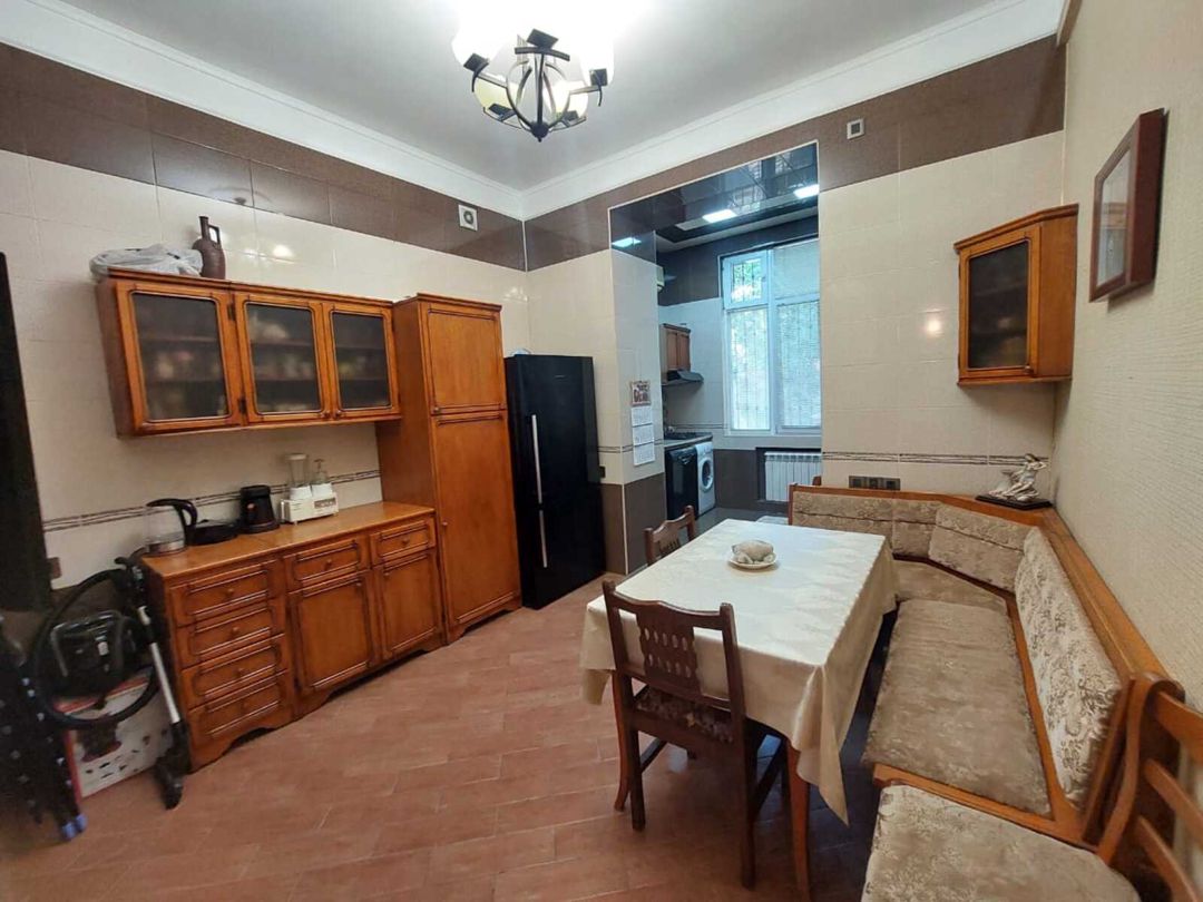 Satılır 3 otaqlı köhnə tikili 100 m² — Mənzil, Bakı (7)