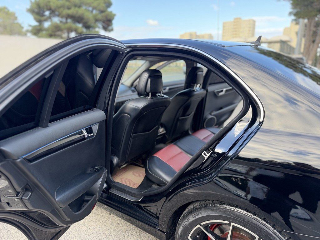 Mercedes C 250, 1.8 L, 2008 il, 208 000 km — Avtomobillər, Sumqayıt (9)