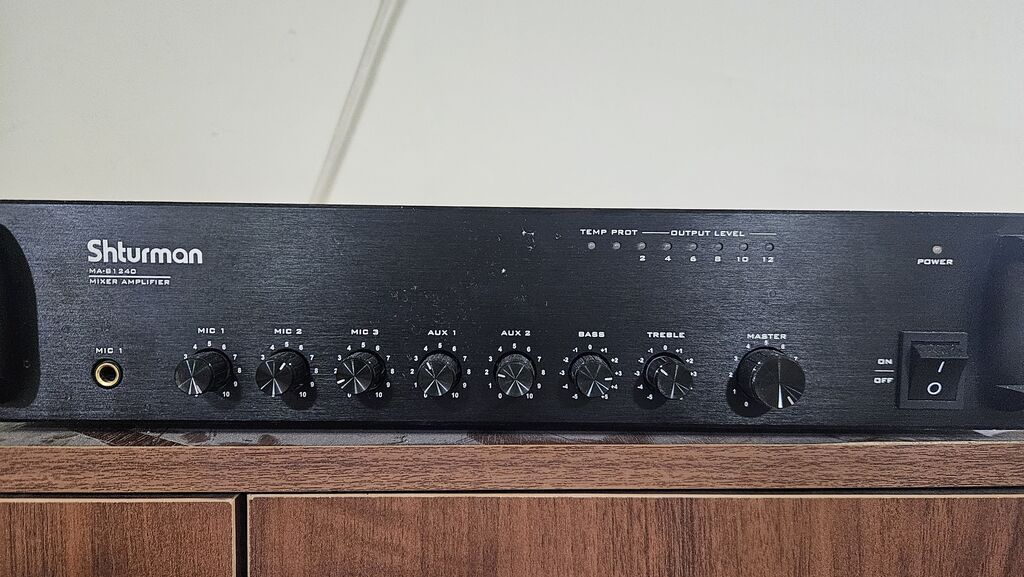 Shturman Ma-bı 340 mixer-amplifier - Tip: Mixer Amplifier - Ön panel — Gücləndiricilər, qəbuledicilər və DAC, Bakı