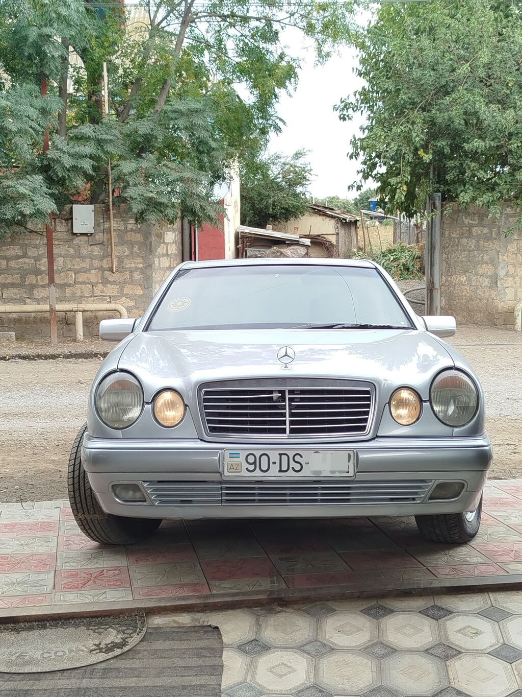 Mercedes-Benz E-Class: 2.3 l 1997 il Sedan — Avtomobillər, Göytəpə (2)