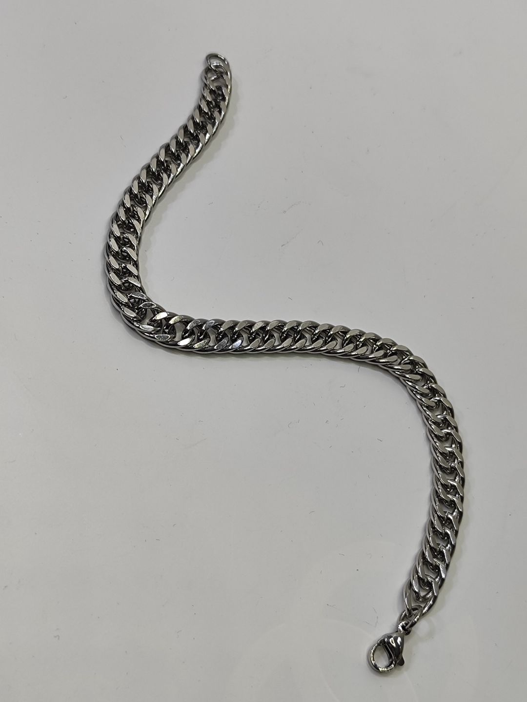 Qolbaq Rs_ilan — Mallar, Bakı