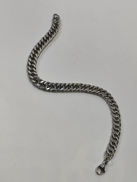 Qolbaq Rs_ilan — Bakı