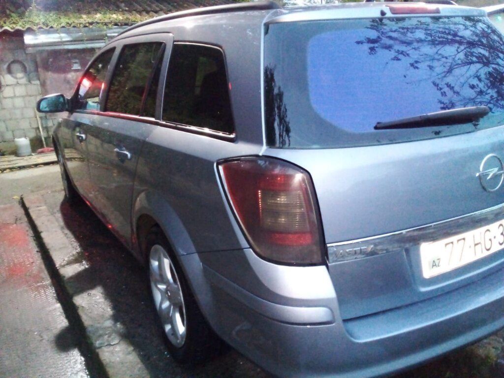 Opel Astra, 1.3 L, 2006 il, 440 000 km 77-HG-335 — Avtomobillər, Qəbələ (3)