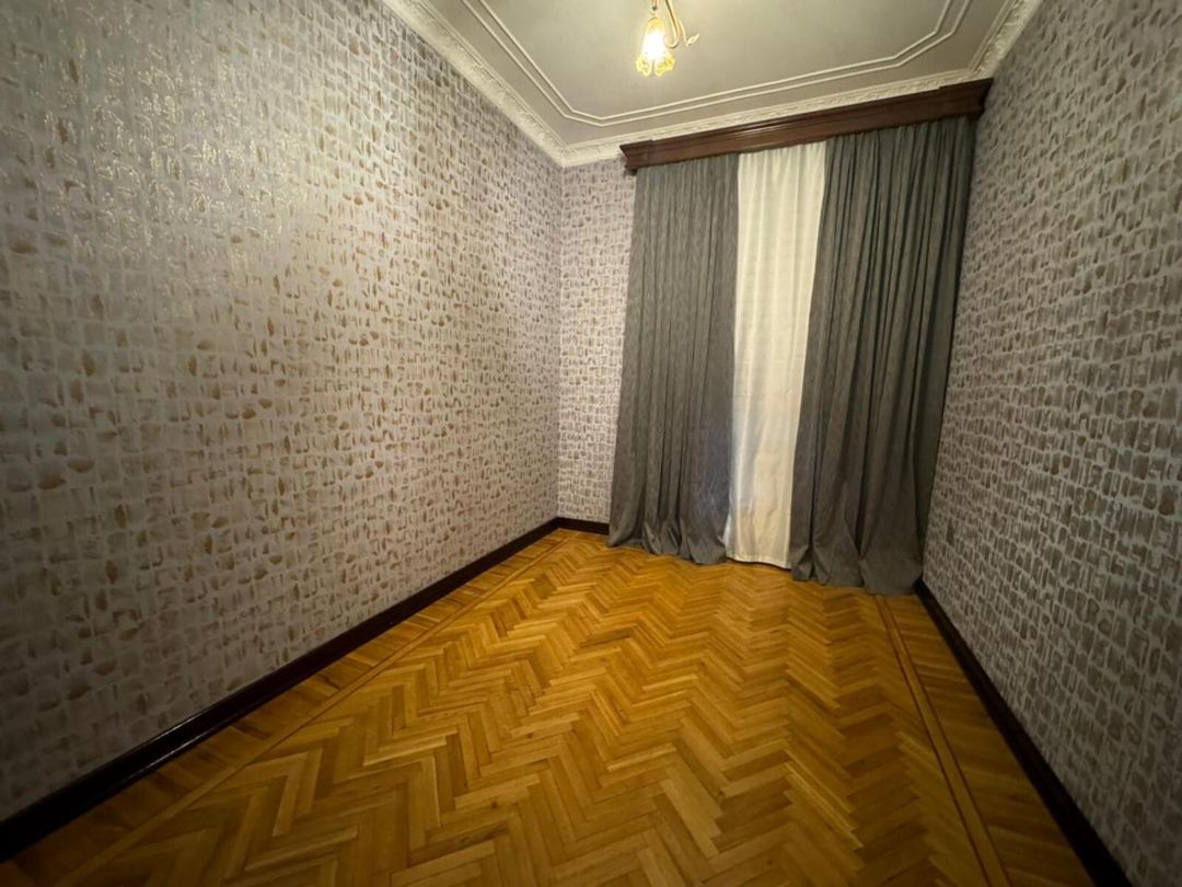 İcarəyə verilir 3 otaqlı köhnə tikili 87 m² — Mənzil, Bakı (7)