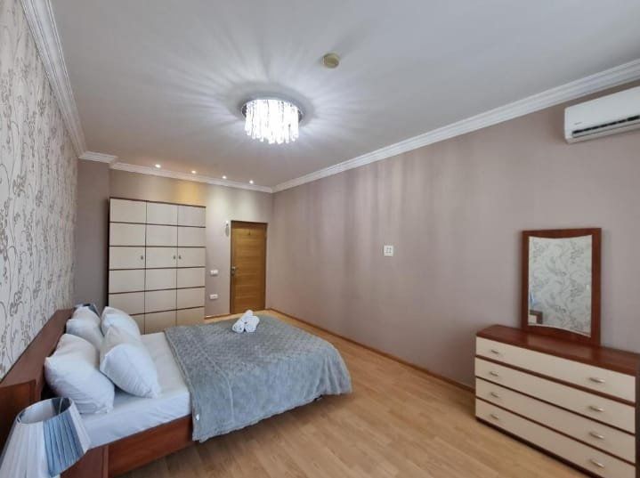 3 otaqlı mənzil, 136 m², Nizami küç., Bakı — Mənzil, Bakı (7)