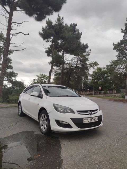 Opel Astra, 1.6 L, 2015 il, 474 000 km — Quba