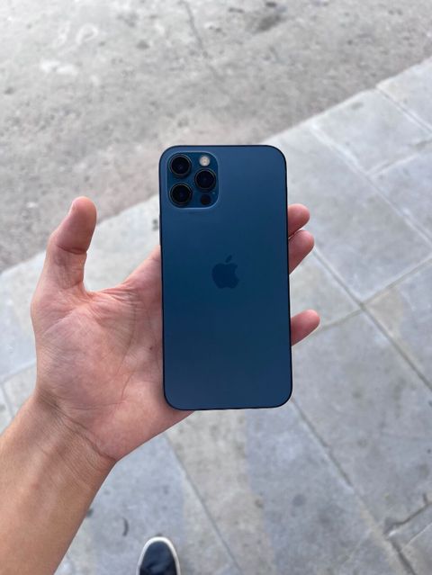 IPhone 12 Pro — Şirvan