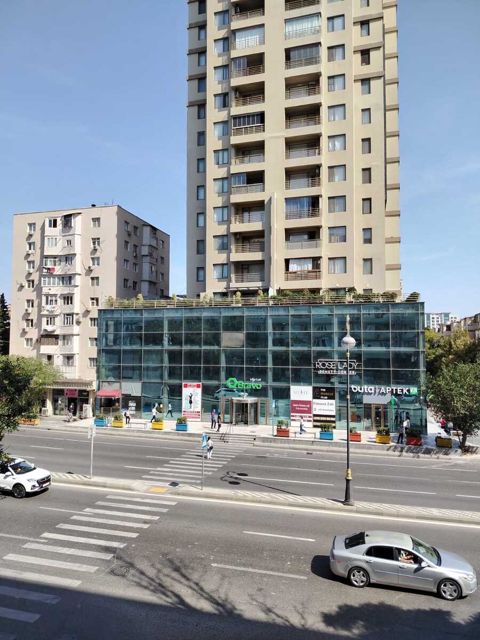 Satılır 3 otaqlı köhnə tikili 95 m² — 258 000 ₼ · Bakı · Mənzil Satılır 3 otaqlı köhnə tikili 95 m² — Bakı