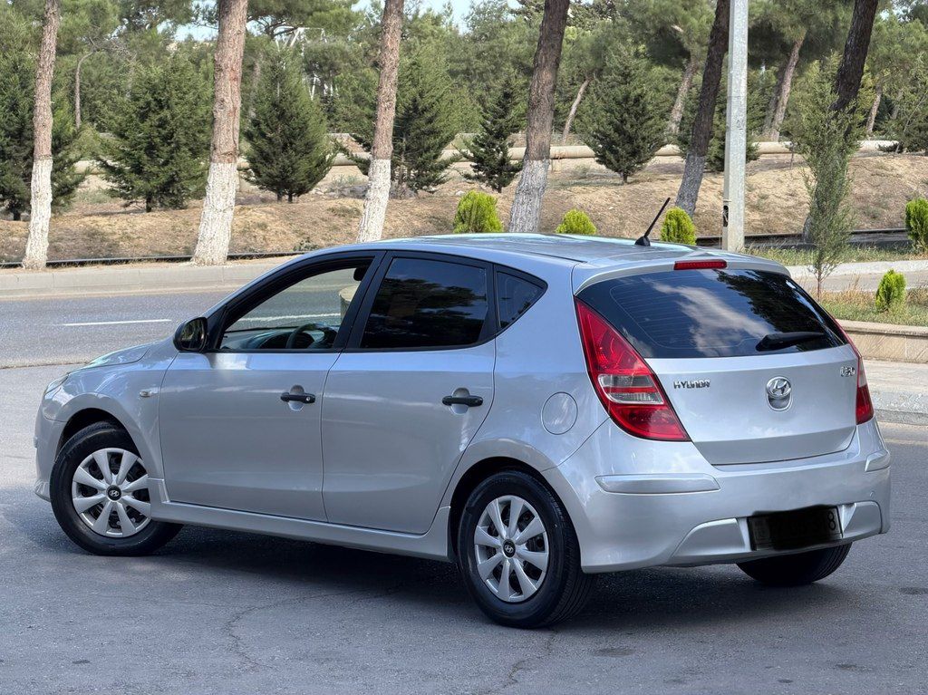 Hyundai i30, 1.4 L, 2010 il, 333 222 km — Avtomobillər, Bakı (6)