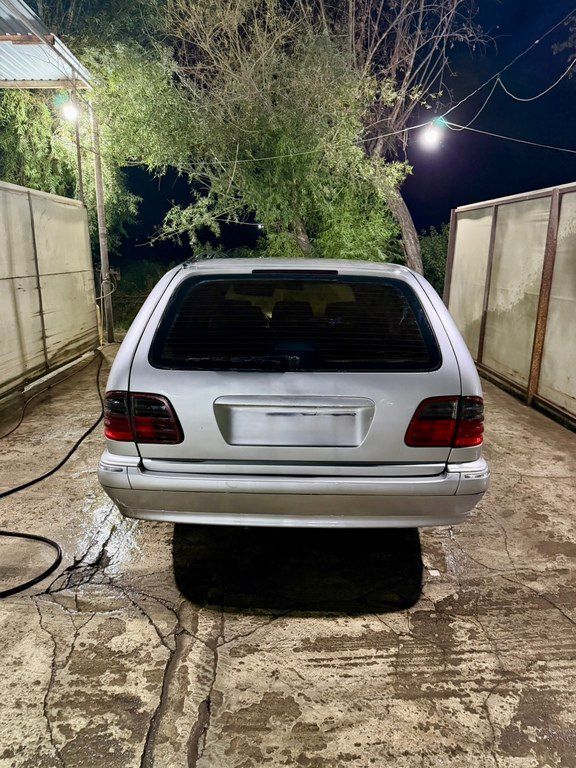 Mercedes E 220, 2.2 L, 2000 il, 888 000 km — Avtomobillər, Bərdə (4)