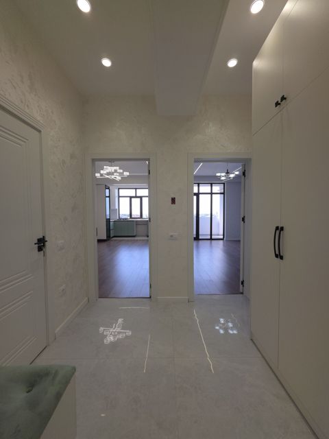 Satılır 2 otaqlı yeni tikili 65 m² — Bakı