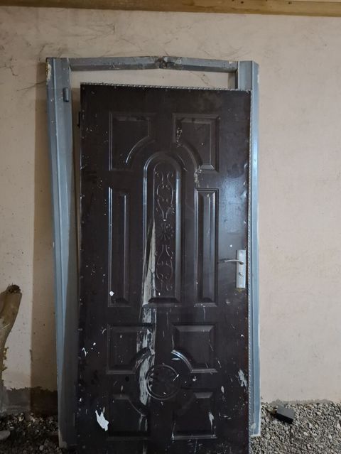 Metal giriş qapıları – 1 ədəd - Material: polad/metal lövhələr, dəmir — Xırdalan