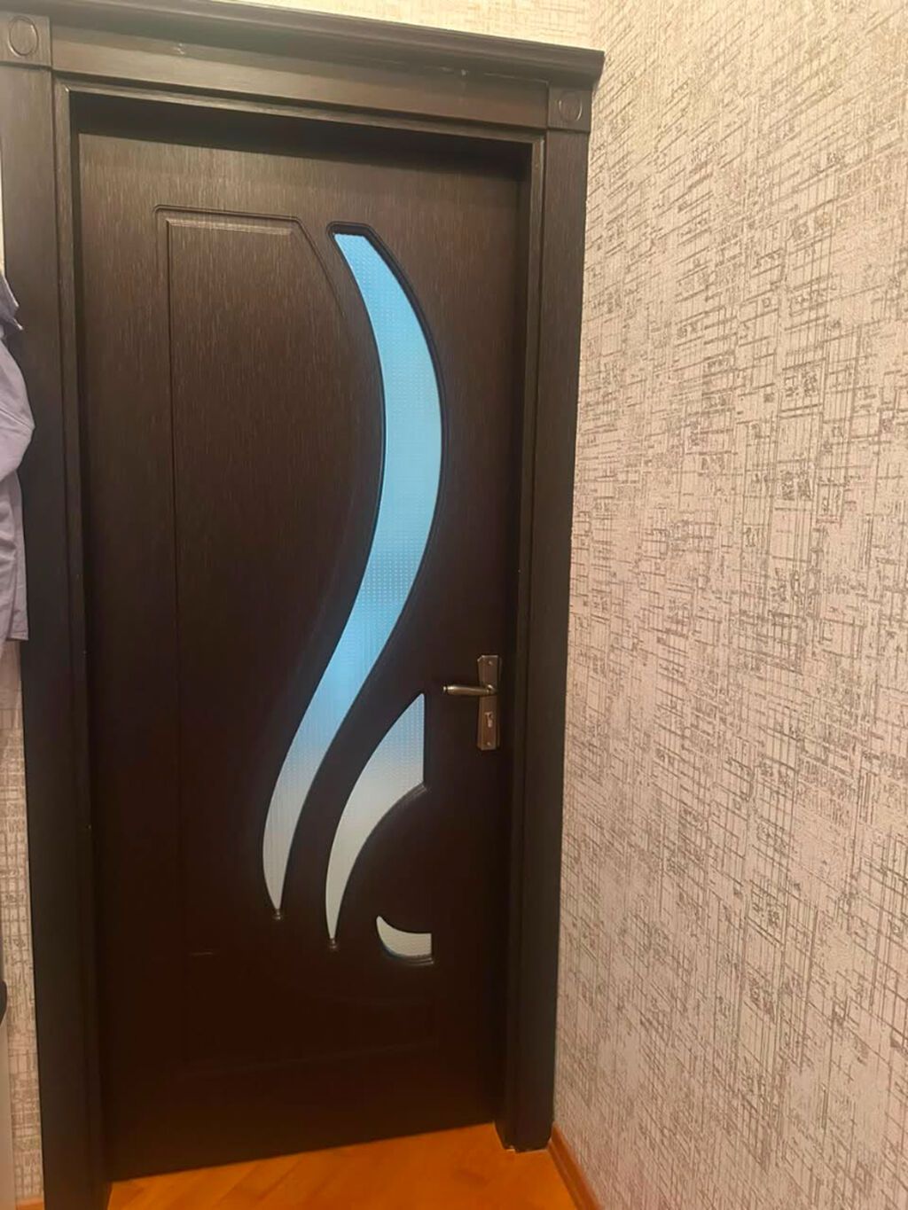 5 ədəd ev qapısı 1i 65azn 4ü şüşəli 1 şüşəsiz — Mebel, Bakı