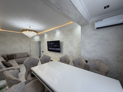 Satılır 4 otaqlı köhnə tikili 110 m² — Bakı