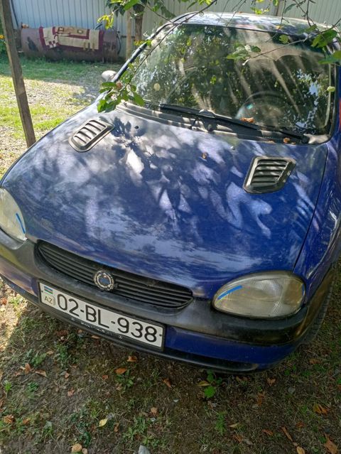 Opel Corsa: 1.4 l 1997 il 333225 km Hetçbek — İsmayıllı