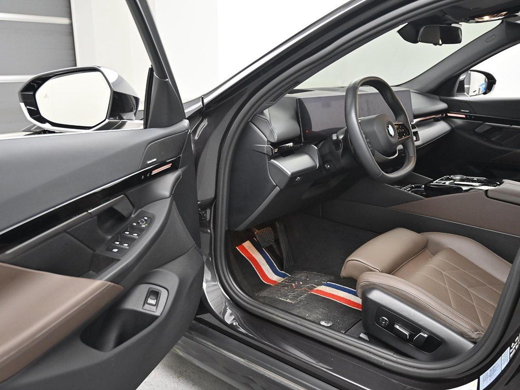 BMW 520d, 2.0 L, 2024 il, 41 903 km — Avtomobillər (6)