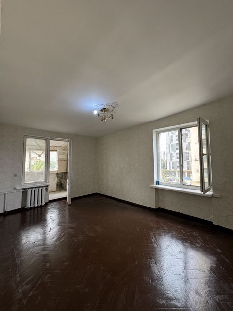 Satılır 1 otaqlı köhnə tikili 33 m² — Bakı