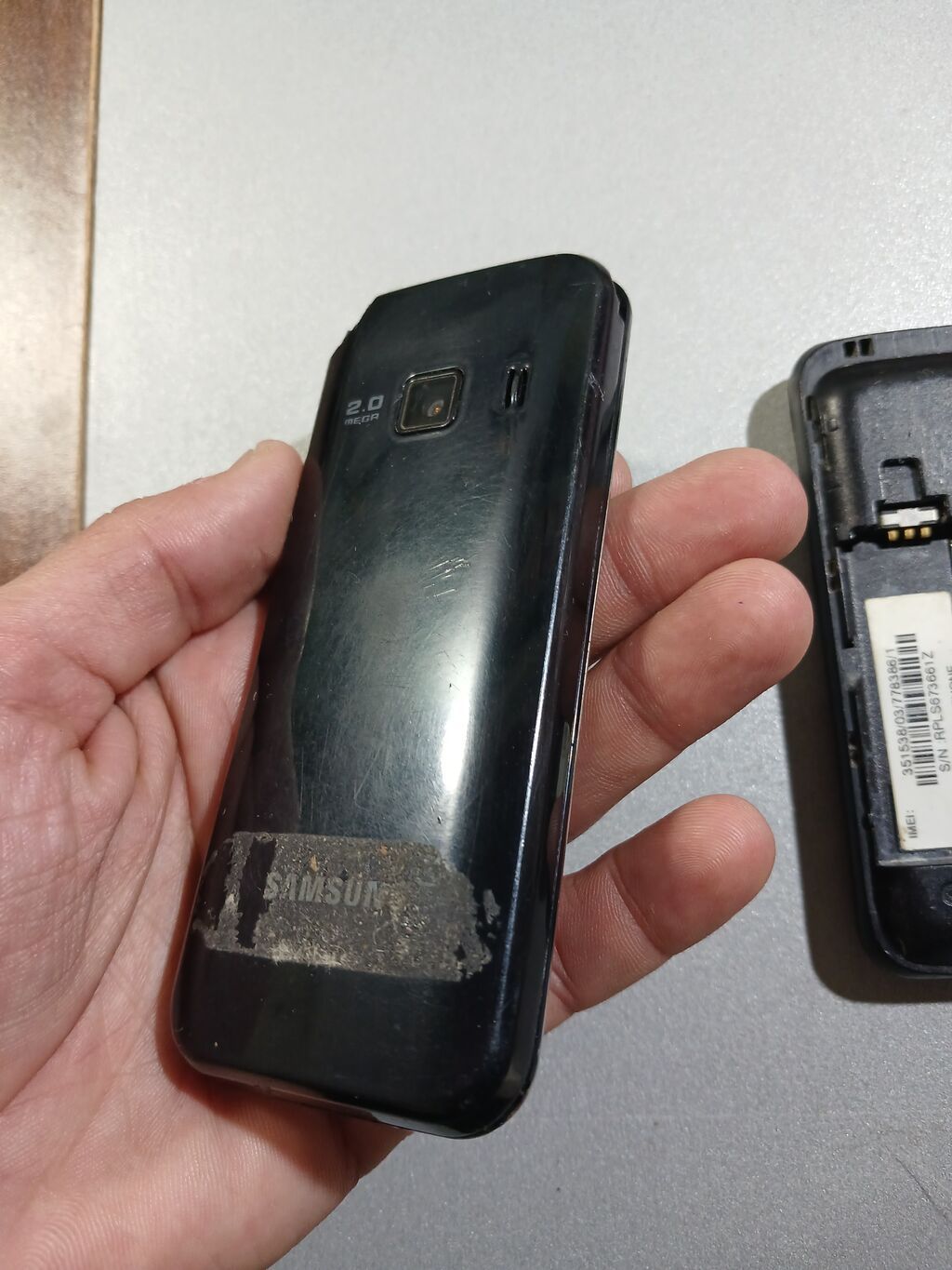 Samsung 2 GB Memory Capacity, rəng - Qara, Zəmanət, Düyməli — Samsung, Bakı (8)