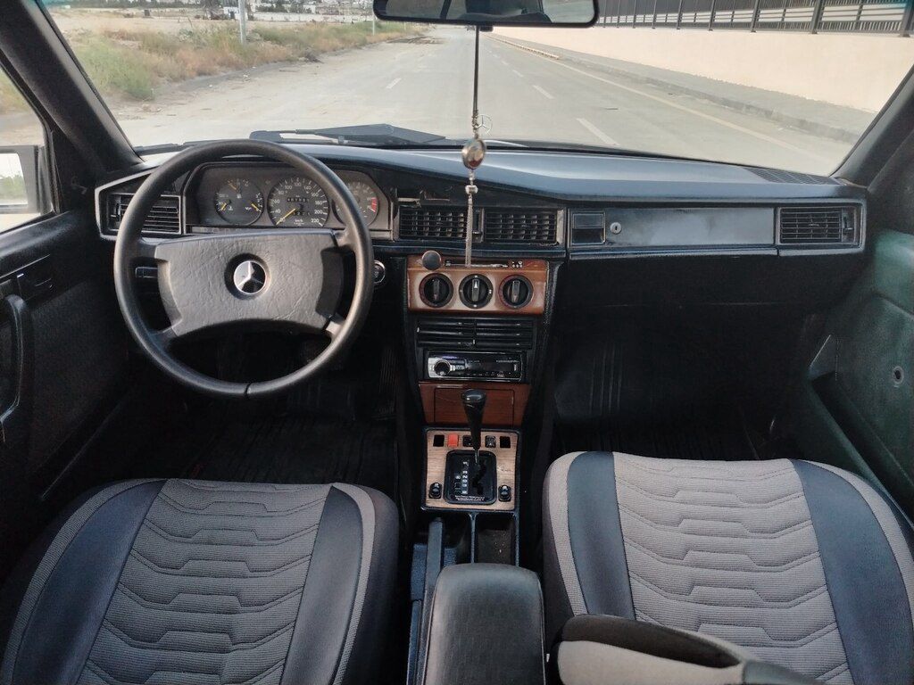 Mercedes 190, 2.0 L, 1990 il, 322 000 km — Avtomobillər, Bakı (8)