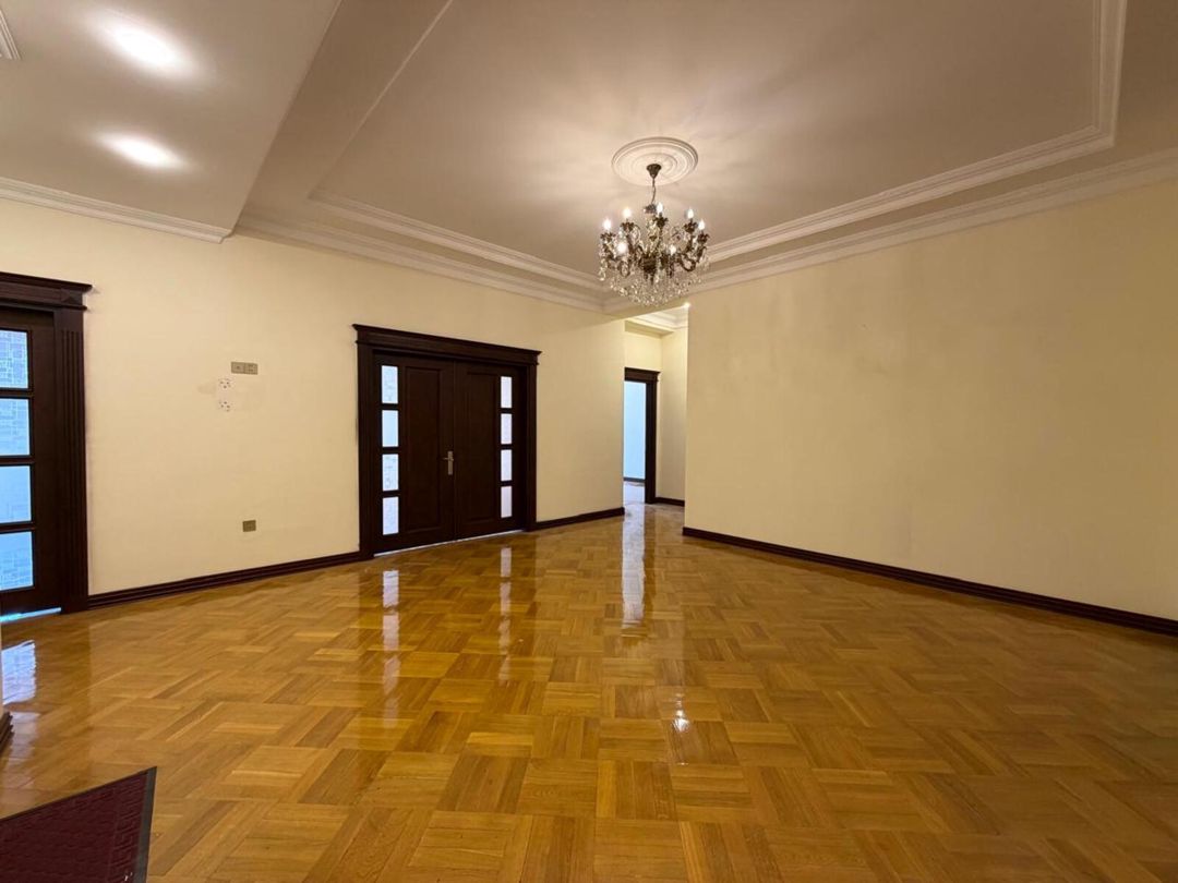 Satılır 4 otaqlı yeni tikili 208 m² — Mənzil, Bakı (8)