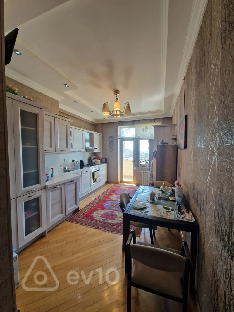 4 otaqlı mənzil, 160 m², Heydər Əliyev Mərkəzinin yaxınlığı — Mənzil, Bakı (10)