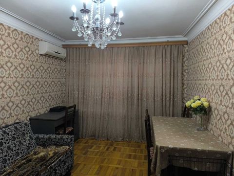 Satılır 2 otaqlı köhnə tikili 50 m² — Bakı