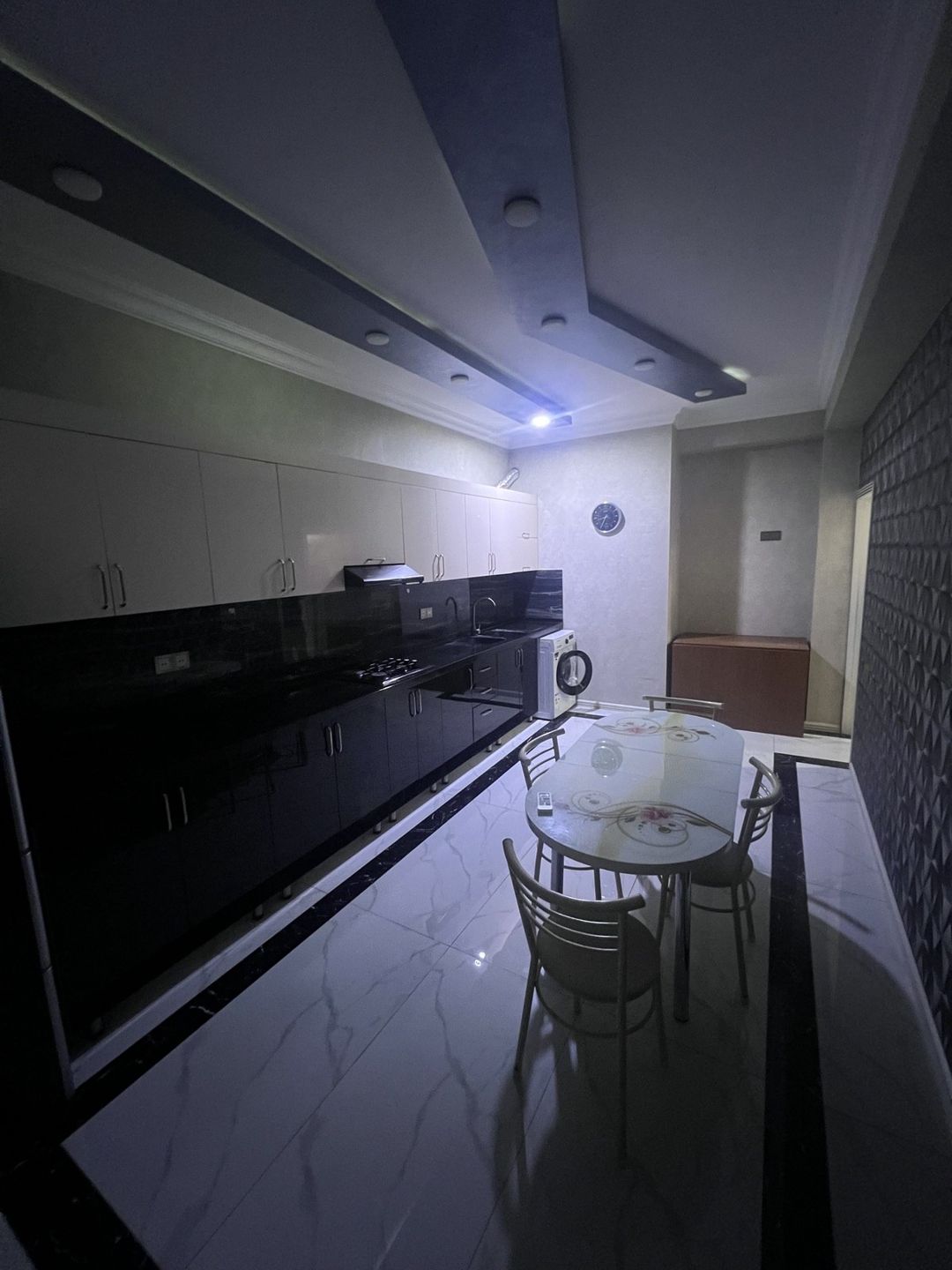 İcarəyə verilir 2 otaqlı yeni tikili 95 m² — Mənzil, Bakı (7)