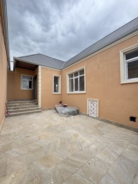 Satılır 3 otaqlı həyət evi/bağ evi 85 m² — Bakı