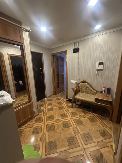 Satılır 3 otaqlı köhnə tikili 68 m² — Bakı