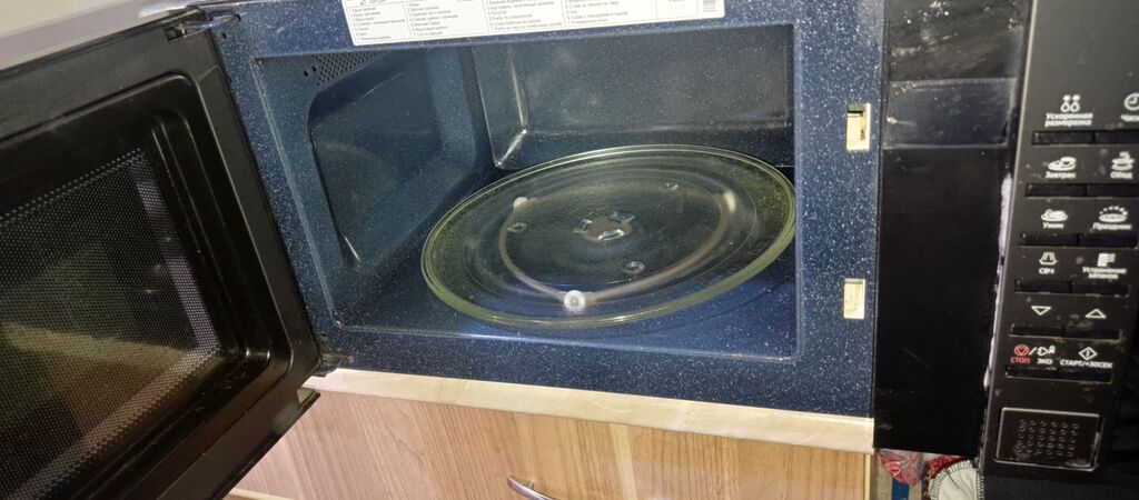 Mikrodalğalı soba Samsung, Ayrıca dayanan, Mikrodalğalar ilə, rəng - Qara, İşlənmiş — Mikrodalğalı sobalar, Bakı (2)