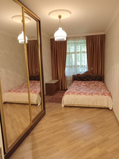 Satılır 3 otaqlı köhnə tikili 80 m² — Bakı