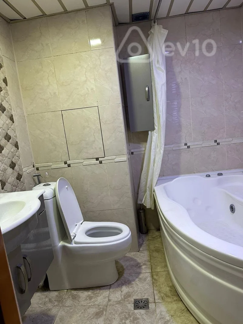 4 otaqlı mənzil, 125 m², Dadaş Bünyadzadə küçəsi — kirayə — Mənzil, Bakı (8)