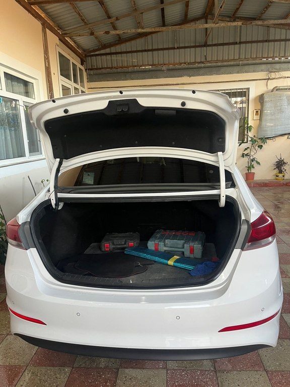 Hyundai Avante, 1.6 L, 2017 il, 192 000 km 77-VH-206 — Avtomobillər, Bakı (9)