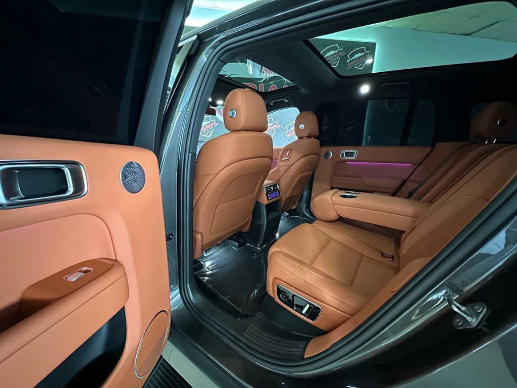 Li Auto L7, 1.5 L, 52.3 kWh, 2025 il, 4 000 km — Avtomobillər, Bakı (10)