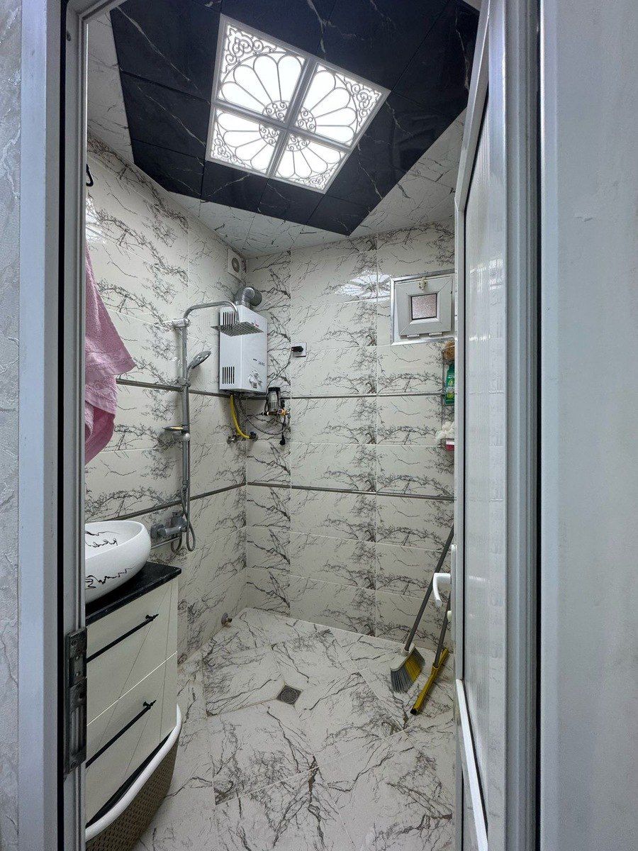 Satılır 1 otaqlı köhnə tikili 40 m² — Mənzil, Bakı (7)