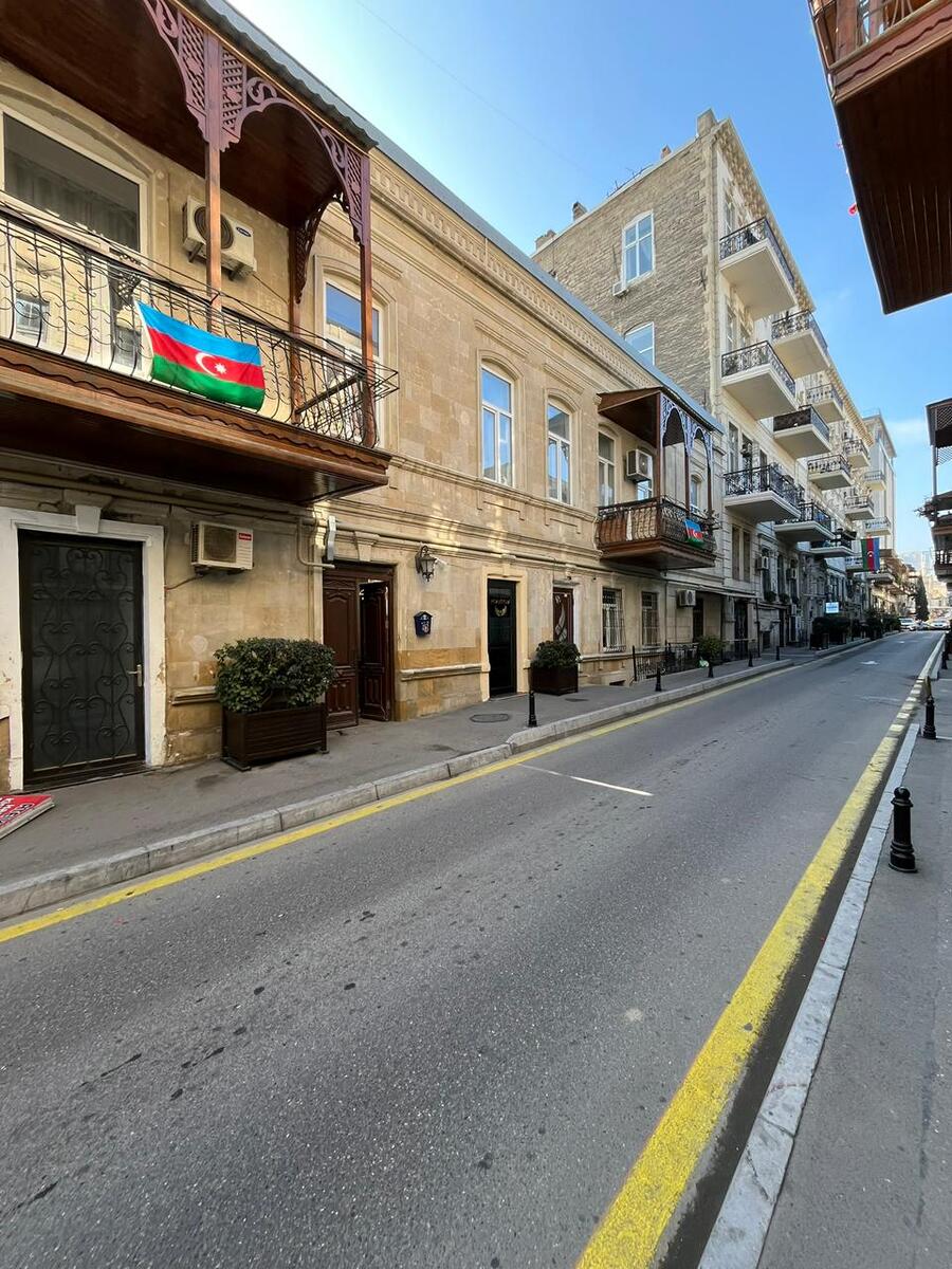 Satılır 3 otaqlı köhnə tikili 90 m² — Mənzil, Bakı