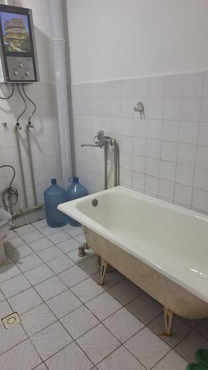 Satılır 2 otaqlı köhnə tikili 61.3 m² — Mənzil, Bakı (12)