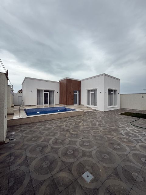 Satılır 3 otaqlı həyət evi/bağ evi 115 m² — Bakı