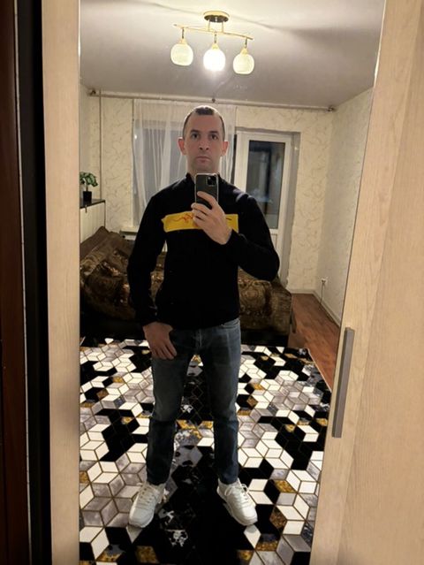 Xidmət: Şəxsi məşqçi və fitnes bələdçisi Təklif: - Fərdi məşq — Bakı