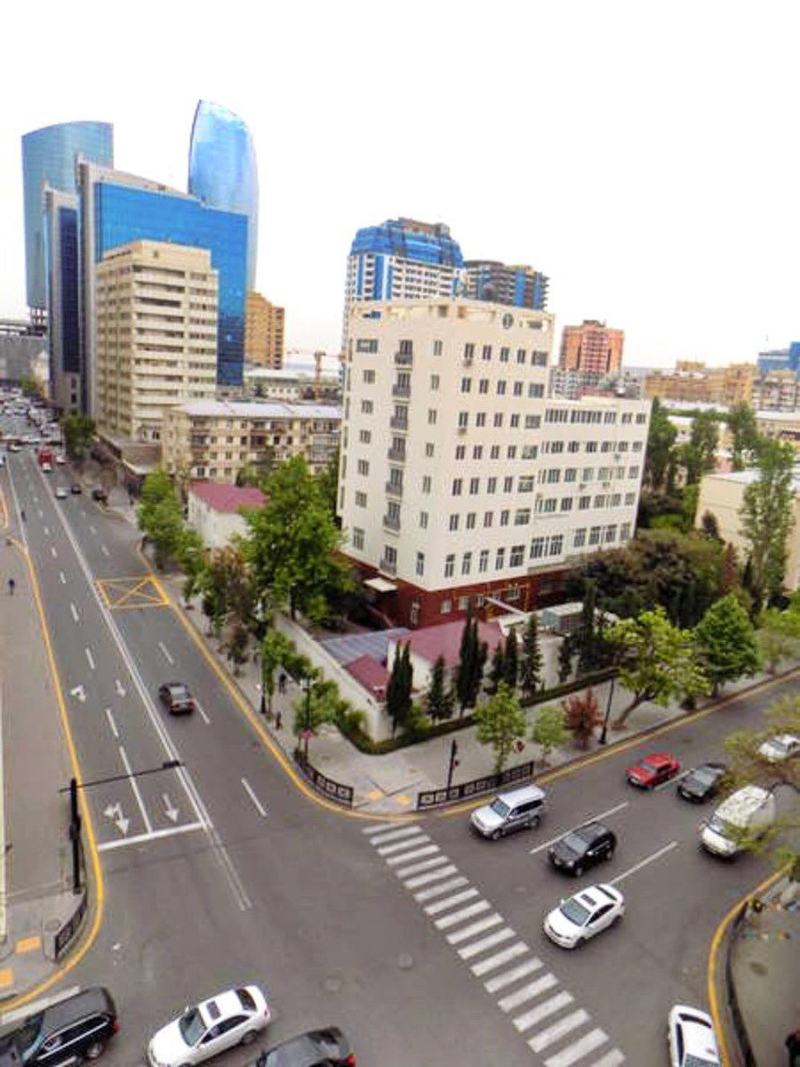 İcarəyə verilir 4 otaqlı yeni tikili 200 m² — Mənzil, Bakı (4)