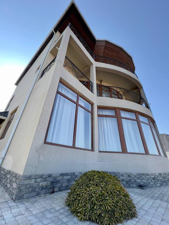 Satılır 6 otaqlı həyət evi/bağ evi 450 m² — Ev, villa, Bakı (2)