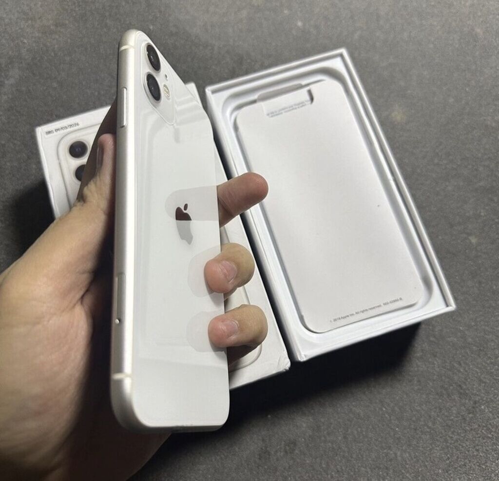 IPhone 11, Ağ, Face ID — Apple iPhone, Bakı (2)