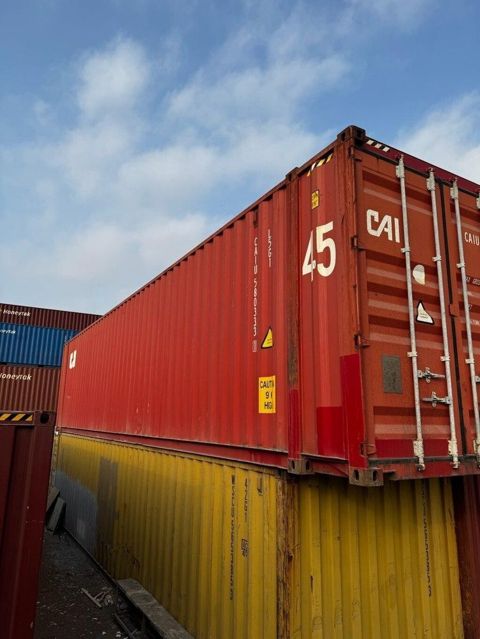 Konteyner Konteyner 45ft uzunluq 13.60 met Yaxşı veziyetde Şəhər — Bakı