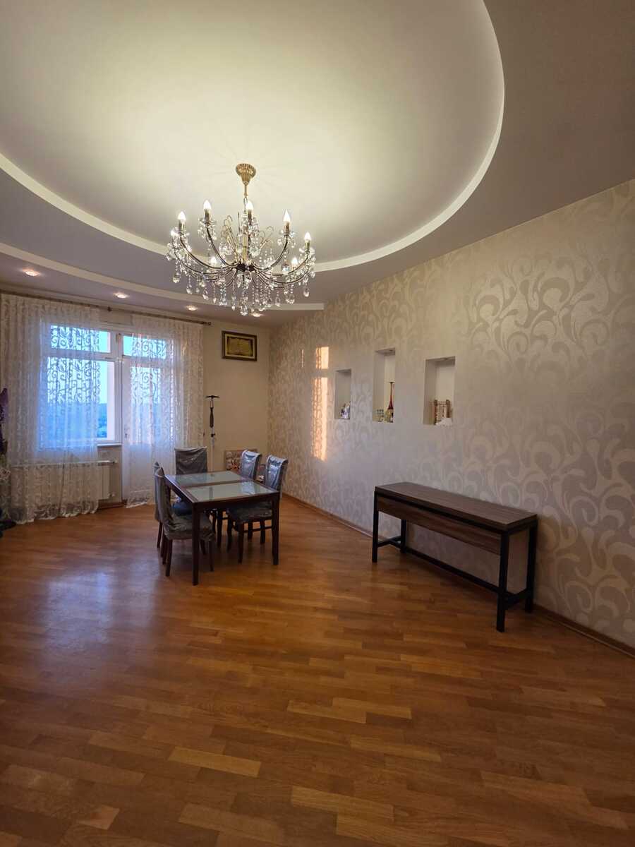 İcarəyə verilir 8 otaqlı həyət evi/bağ evi 220 m² — Ev, villa, Bakı (2)